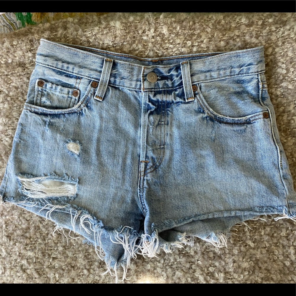 Levi’s 501 Distressed Shorts